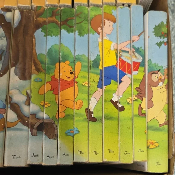 Disney Winnie the Pooh Puzzle Set Vibrant Multicolor - Picture 7 of 10